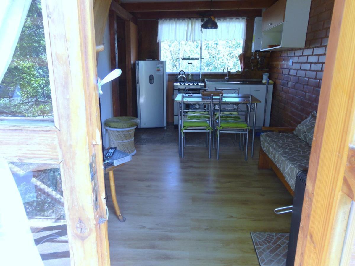 Cabanas Spa Bungalows Huarranchi Pucón الغرفة الصورة